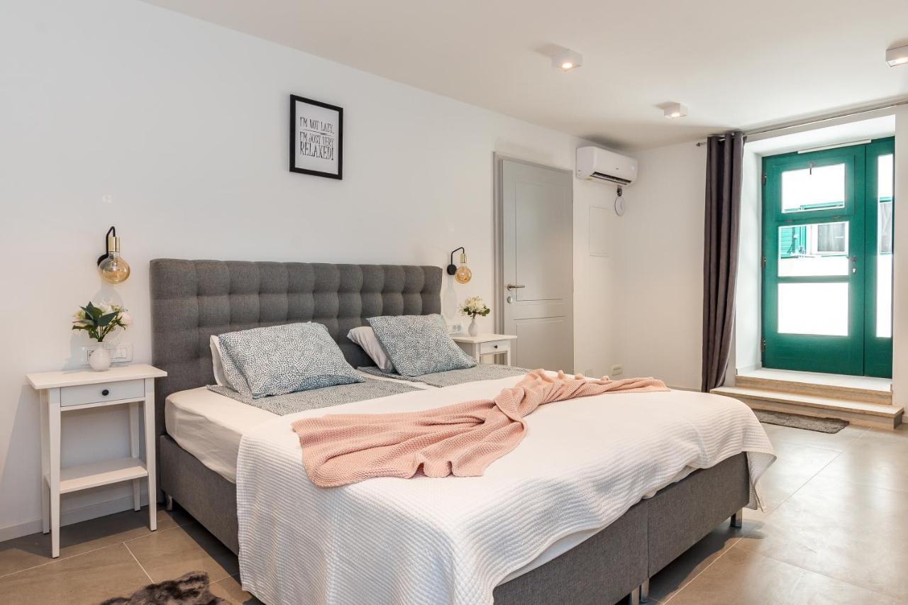 Luxury Apartments Azalea Primosten Exterior photo