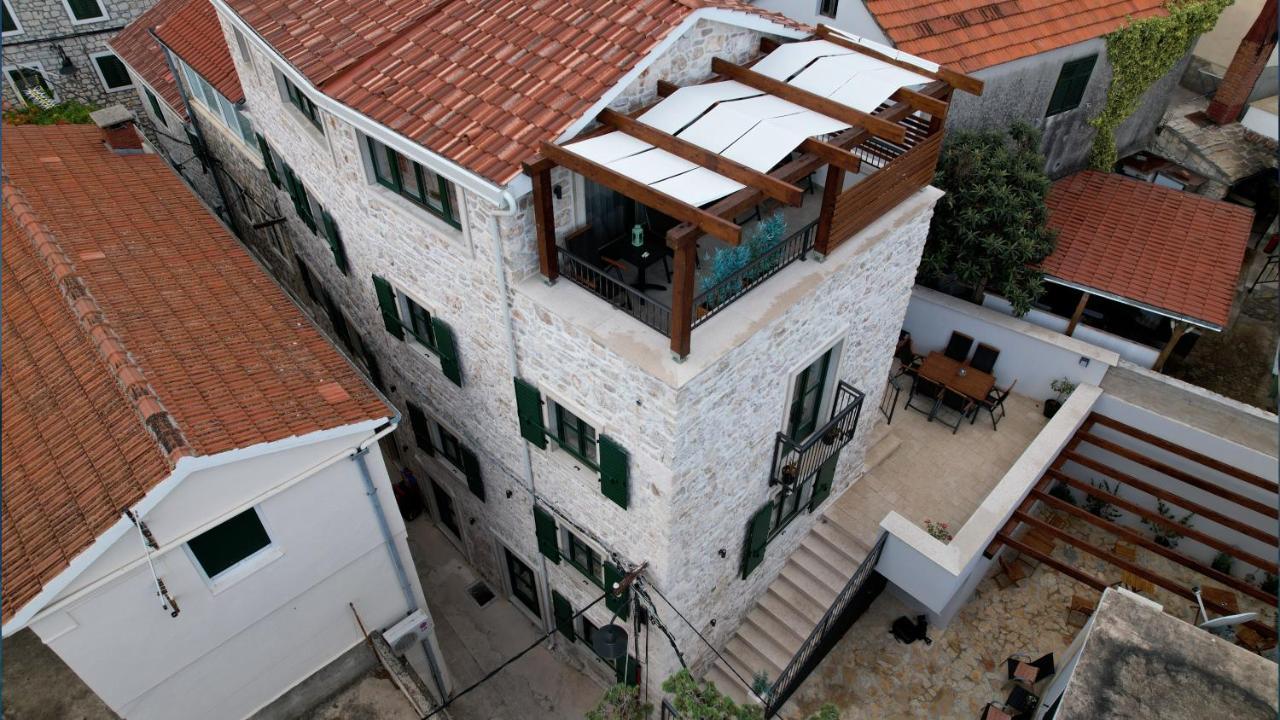 Luxury Apartments Azalea Primosten Exterior photo